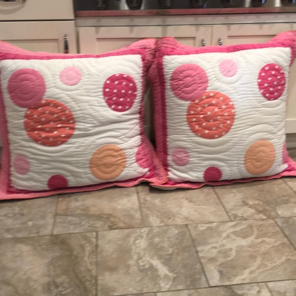 Custom pillows - Picture 2 of 2